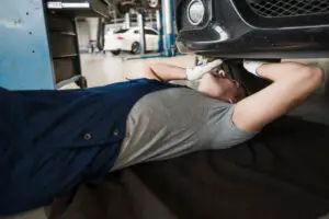 Mechanic Automotive Repairing Air Conditioner